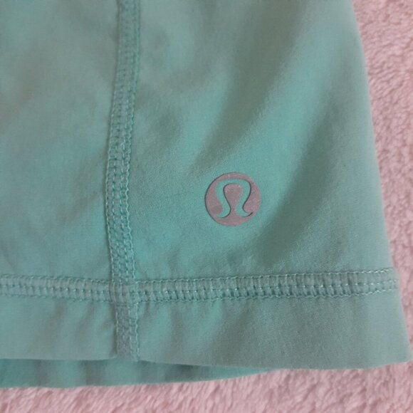 Lululemon Women's Size 2 Aqua Green Coolmax Inner Drawstring Athletic Skort - Picture 4 of 13